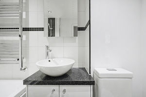 Photo 9- click for photo gallery